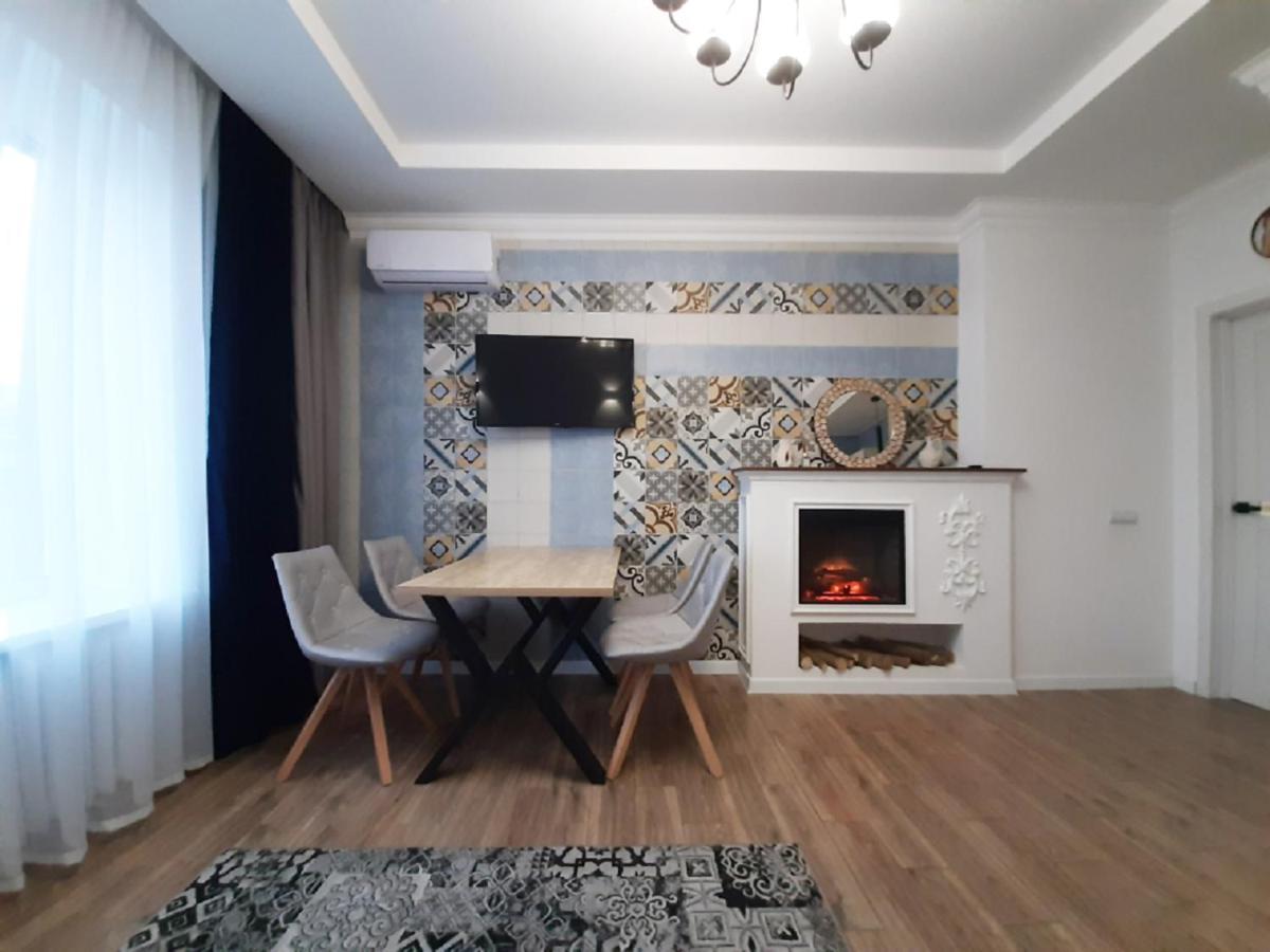 2 Bdr Apartment Near Gorky Park, Center Harkiv Dış mekan fotoğraf